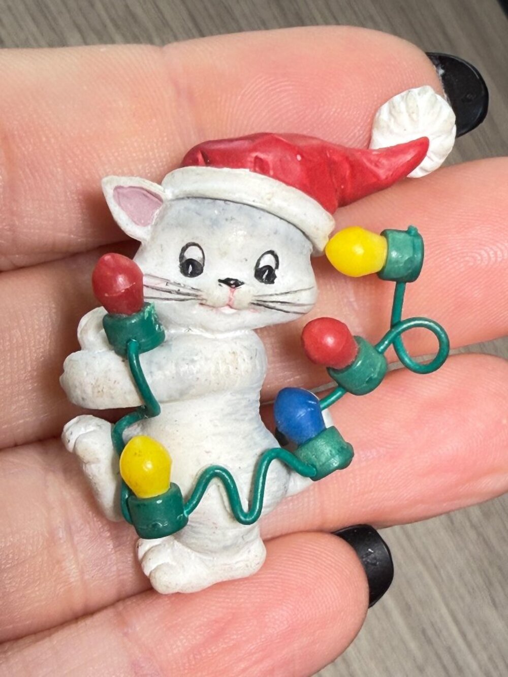 Vintage Handmade Christmas Cat Brooch Santa Hat Kitty With Lights Pin
